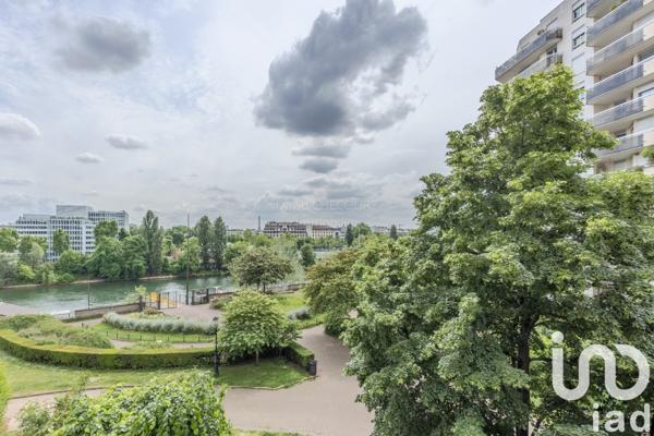 Apartment for sale 5 rooms 122 m² Courbevoie