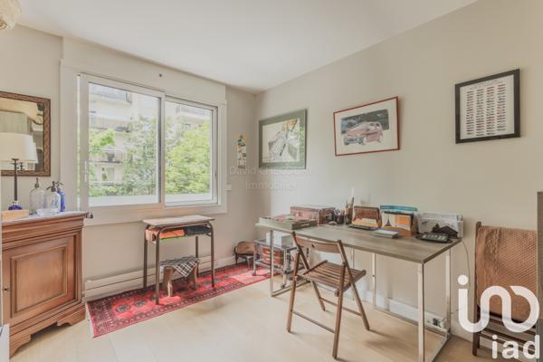 Apartment for sale 5 rooms 122 m² Courbevoie