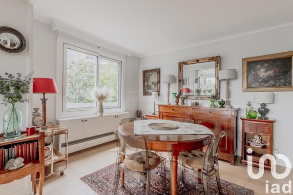 Apartment for sale 5 rooms 122 m² Courbevoie