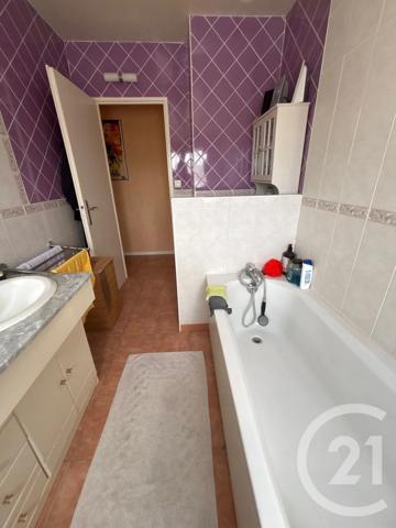 Maison à vendre  5 pièces - 106 m 2   LESDINS  - 02