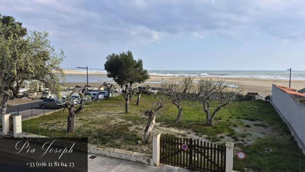 TERRAIN CONSTRUCTIBLE EXCEPTIONNEL EN PREMIÈRE LIGNE DE PLAGE - LA FRANQUI (LEUCATE)