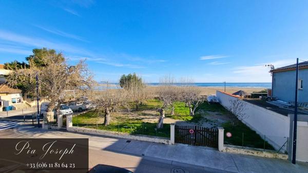 TERRAIN CONSTRUCTIBLE EXCEPTIONNEL EN PREMIÈRE LIGNE DE PLAGE - LA FRANQUI (LEUCATE)