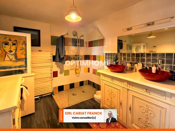 IMMEUBLE EN PIERRE DE 152 M2 ET 101 M², L’ENSEMBLE SUR 595 M² DE TERRAIN AVEC DES DEPENDANCES