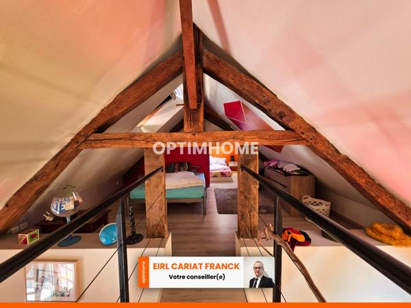 IMMEUBLE EN PIERRE DE 152 M2 ET 101 M², L’ENSEMBLE SUR 595 M² DE TERRAIN AVEC DES DEPENDANCES