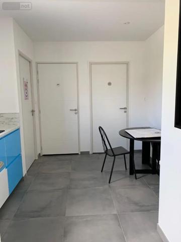 Location - Fonds et/ou murs commerciaux Méteren 59270 1 pièce 19 m 2