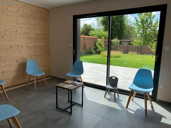 Location - Fonds et/ou murs commerciaux Méteren 59270 1 pièce 19 m 2