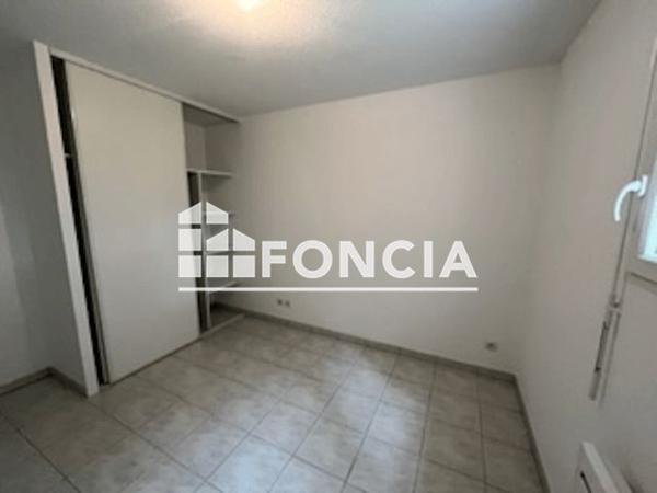 Location Appartement 3 pièces 53.6 m² - 1/25 RUE DES SICAUDS Saint Michel 16470