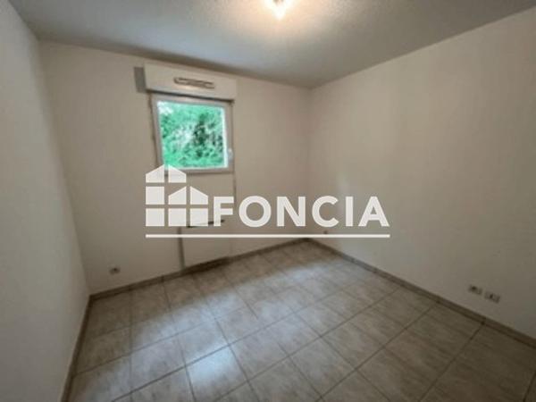 Location Appartement 3 pièces 53.6 m² - 1/25 RUE DES SICAUDS Saint Michel 16470