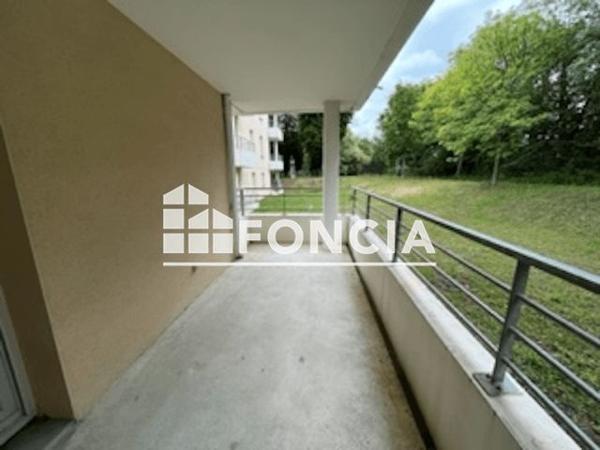 Location Appartement 3 pièces 53.6 m² - 1/25 RUE DES SICAUDS Saint Michel 16470