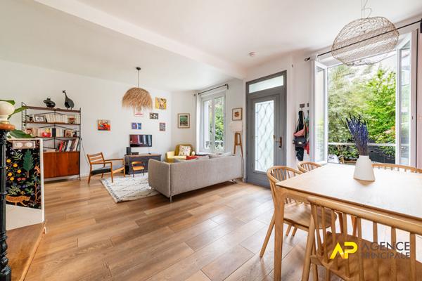 Maison 105.07 m2 €920 000 ** - Référence 13091