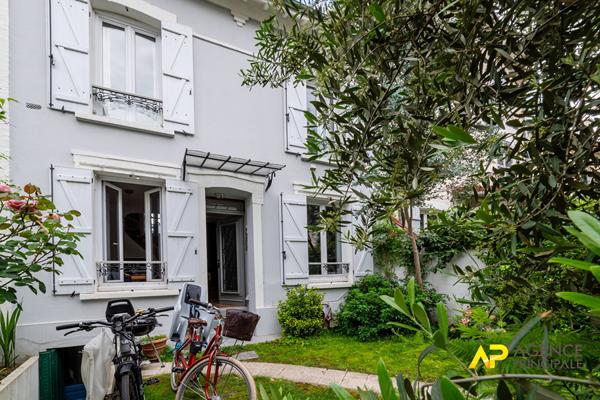 Maison 105.07 m2 €920 000 ** - Référence 13091