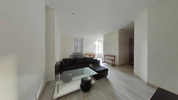 Appartement 2 pièces                                        - 42000 Saint-Étienne Réf : 12052