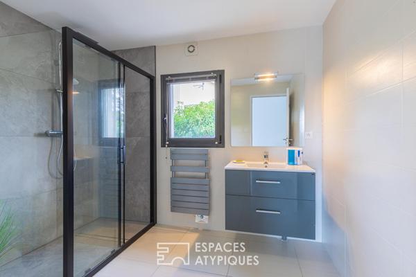 Villa contemporaine avec vue panoramique à St Gély du Fesc