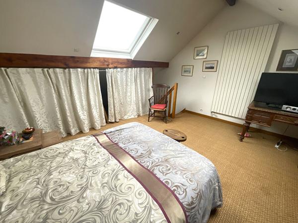 Maison quartier poste 8 minutes gare 2-3 chambres