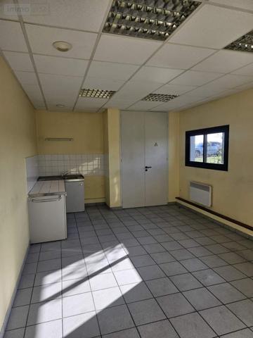 Fonds et/ou murs commerciaux à louer à Saint-Paterne-Racan dans l'Indre-et-Loire (37370), ref : 132265   
NEUVY LE ROI