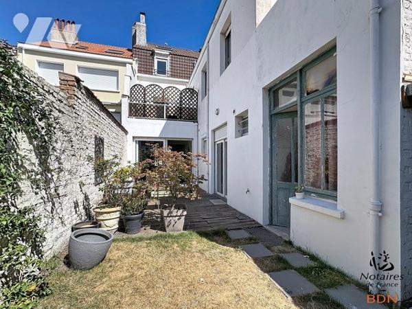 Maison 5 chambres, jardin sud à 2 pas de la plage de Malo les Bains.