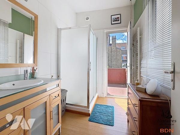 Maison 5 chambres, jardin sud à 2 pas de la plage de Malo les Bains.