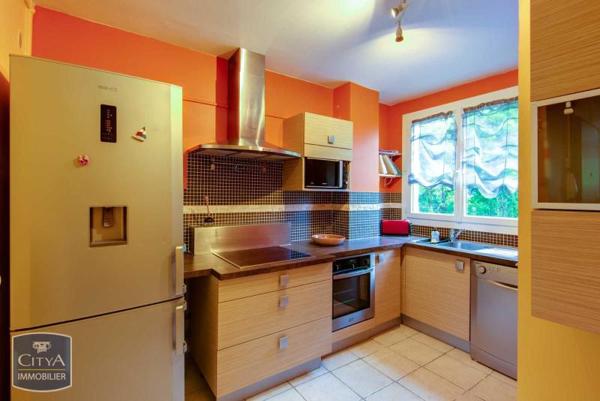 Appartement à louer 4 pièces 73.03m²