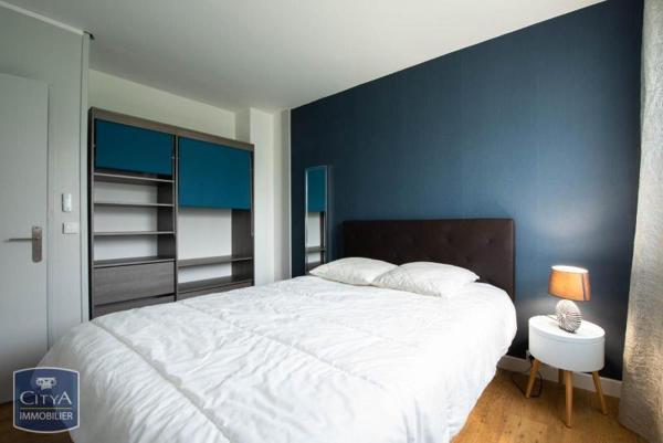 Appartement à louer 4 pièces 73.03m²