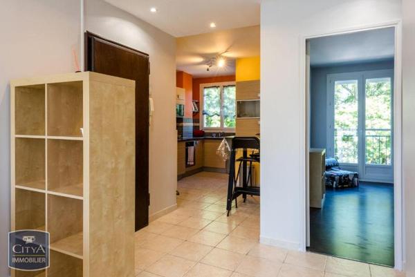 Appartement à louer 4 pièces 73.03m²