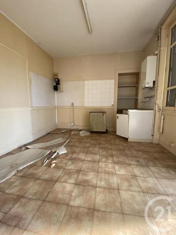 immeuble à vendre  150 m2 MONTLUCON - 03