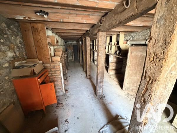 Immeuble à vendre 710 m² Provins