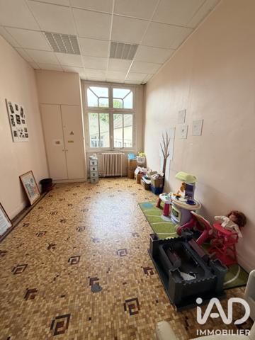 Immeuble à vendre 710 m² Provins