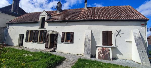 Perceneige (89260) À vendre : Longère à fort potentiel à 20min de Sens et Nogent/Seine