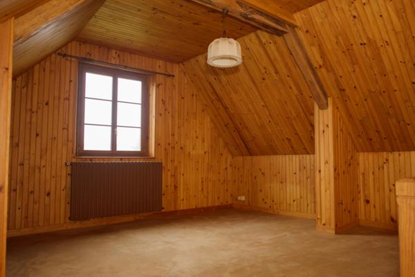 Perceneige (89260) À vendre : Longère à fort potentiel à 20min de Sens et Nogent/Seine