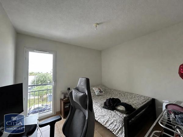 Appartement à louer 3 pièces 58.77m² Béziers (34500)