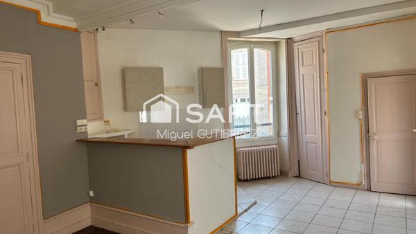 Maison de ville à Laval - À rafraîchir - Idéal 1er achat ou investissement locatif