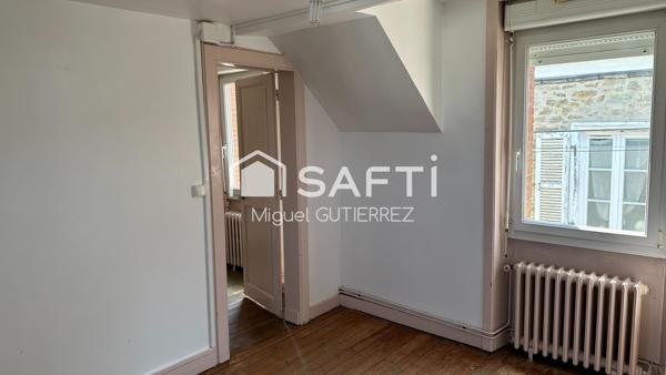 Maison de ville à Laval - À rafraîchir - Idéal 1er achat ou investissement locatif