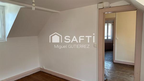 Maison de ville à Laval - À rafraîchir - Idéal 1er achat ou investissement locatif