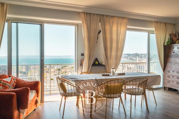 Marseille 8ème, Appartement 3 Chambres -  154 m² à vendre