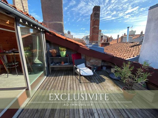 DUPLEX AVEC TERRASSE, PORT DE LA ROCHELLE