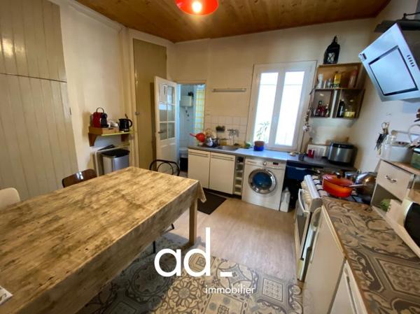 DUPLEX AVEC TERRASSE, PORT DE LA ROCHELLE