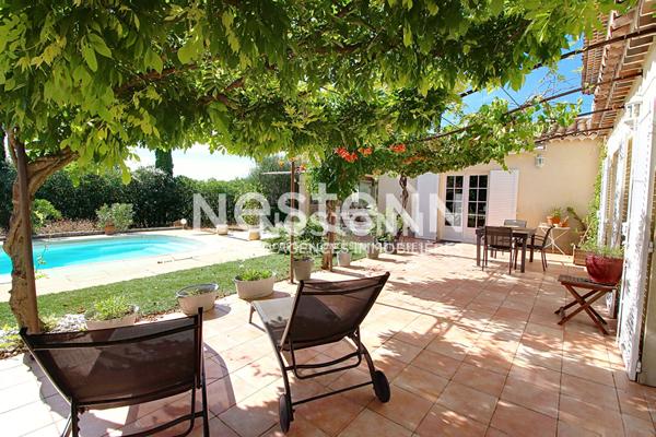 A VENDRE Maison 147 m2+ Véranda 25m2 + piscine + proche centre