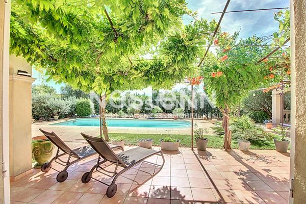 A VENDRE Maison 147 m2+ Véranda 25m2 + piscine + proche centre