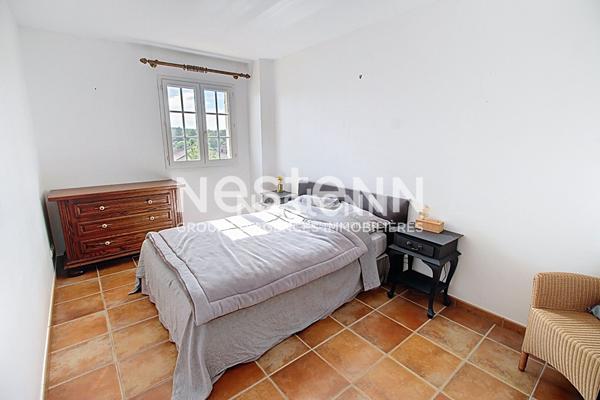 A VENDRE Maison 147 m2+ Véranda 25m2 + piscine + proche centre