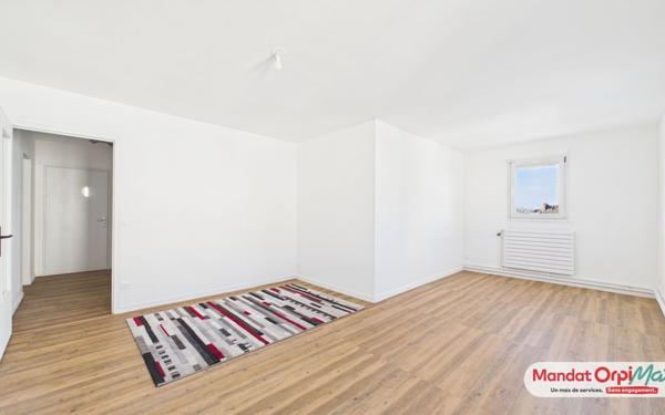 Appartement à vendre    3 pièces • 76 m2 Reims