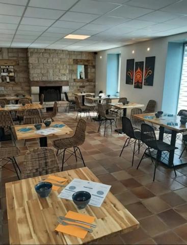 PLONEOUR LANVERN (29) FDC CREPERIE PURE 150M2