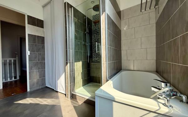 Maison à vendre    4 pièces • 101,84 m2 Villiers-sur-Marne