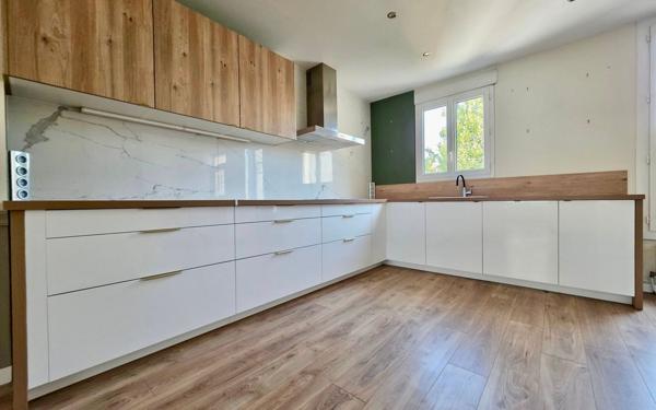 Maison à vendre    4 pièces • 101,84 m2 Villiers-sur-Marne