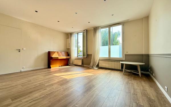 Maison à vendre    4 pièces • 101,84 m2 Villiers-sur-Marne