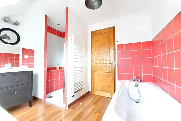 Maison 6 pièces - 152 m² Exclusivité efficity