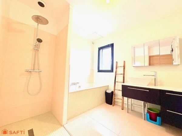 MAISON D’ARCHITECTE CONTEMPORAINE (2012) – HABITABLE DE PLAIN-PIED  – AULNOY-LEZ-VALENCIENNES