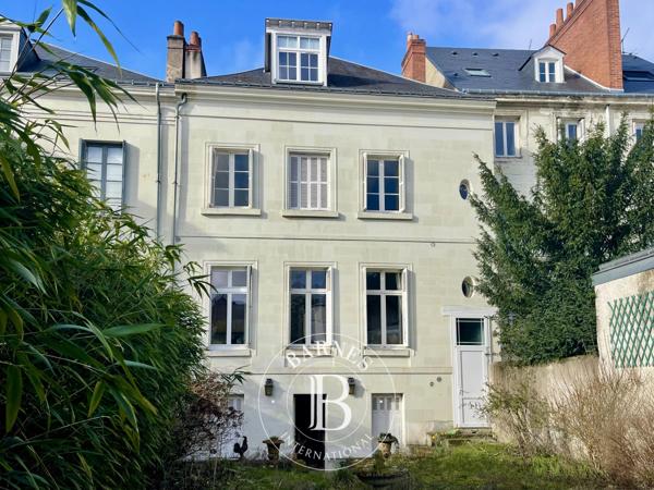 Tours, Hôtel particulier 5 Chambres -  270 m² à vendre