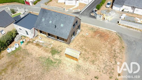 Maison à vendre 5 pièces 121,51 m² Doué-en-Anjou