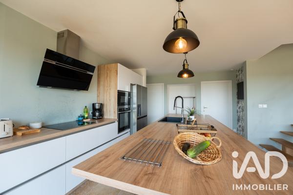 Maison à vendre 5 pièces 121,51 m² Doué-en-Anjou