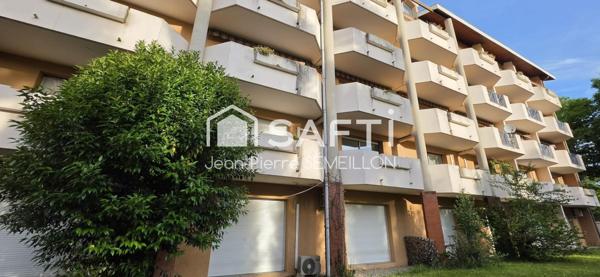 Studio lumineux, climatisation, terrasse, parking